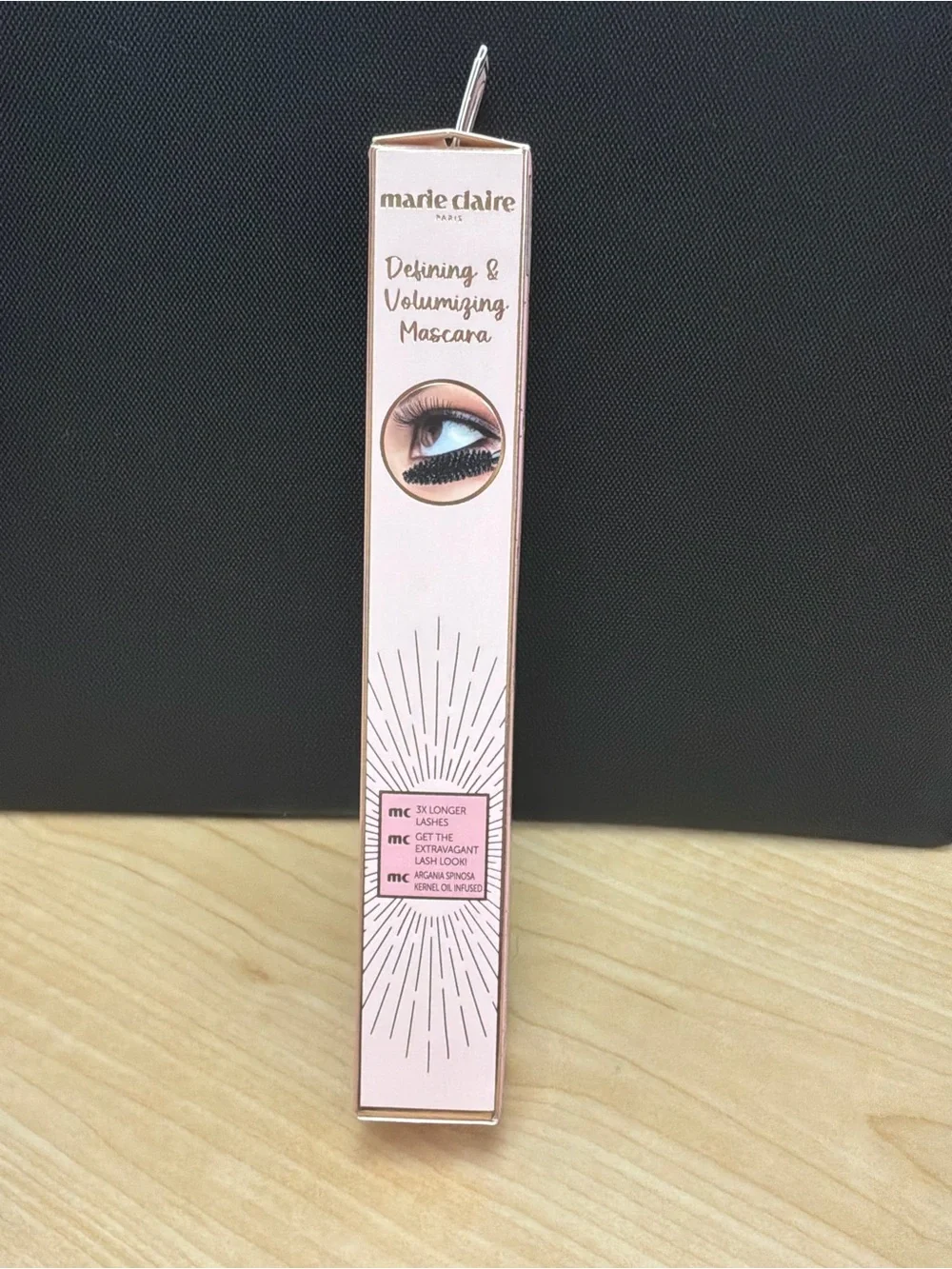 Defining & Volumizing Mascara - Jet Black,NIB